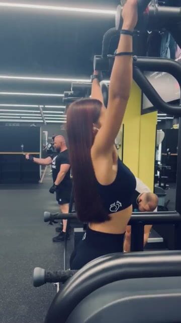 alexandra 9:16 · UGC визуализация